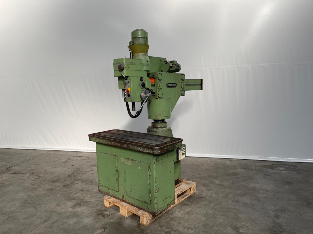 gebrauchte Metallbearbeitungsmaschinen Radialbohrmaschine OTTO MÜLLER 30