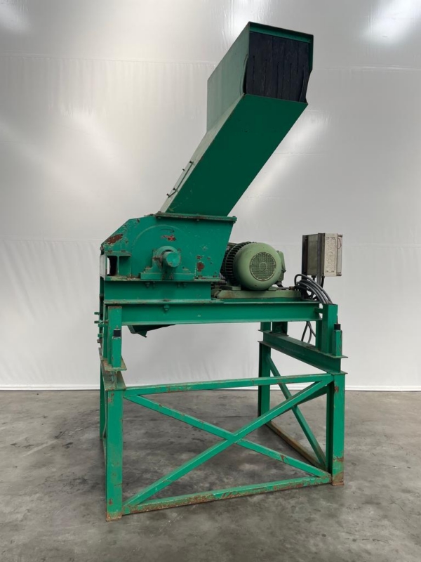 gebrauchte Metallbearbeitungsmaschinen Shredder SPOERRI 500x450