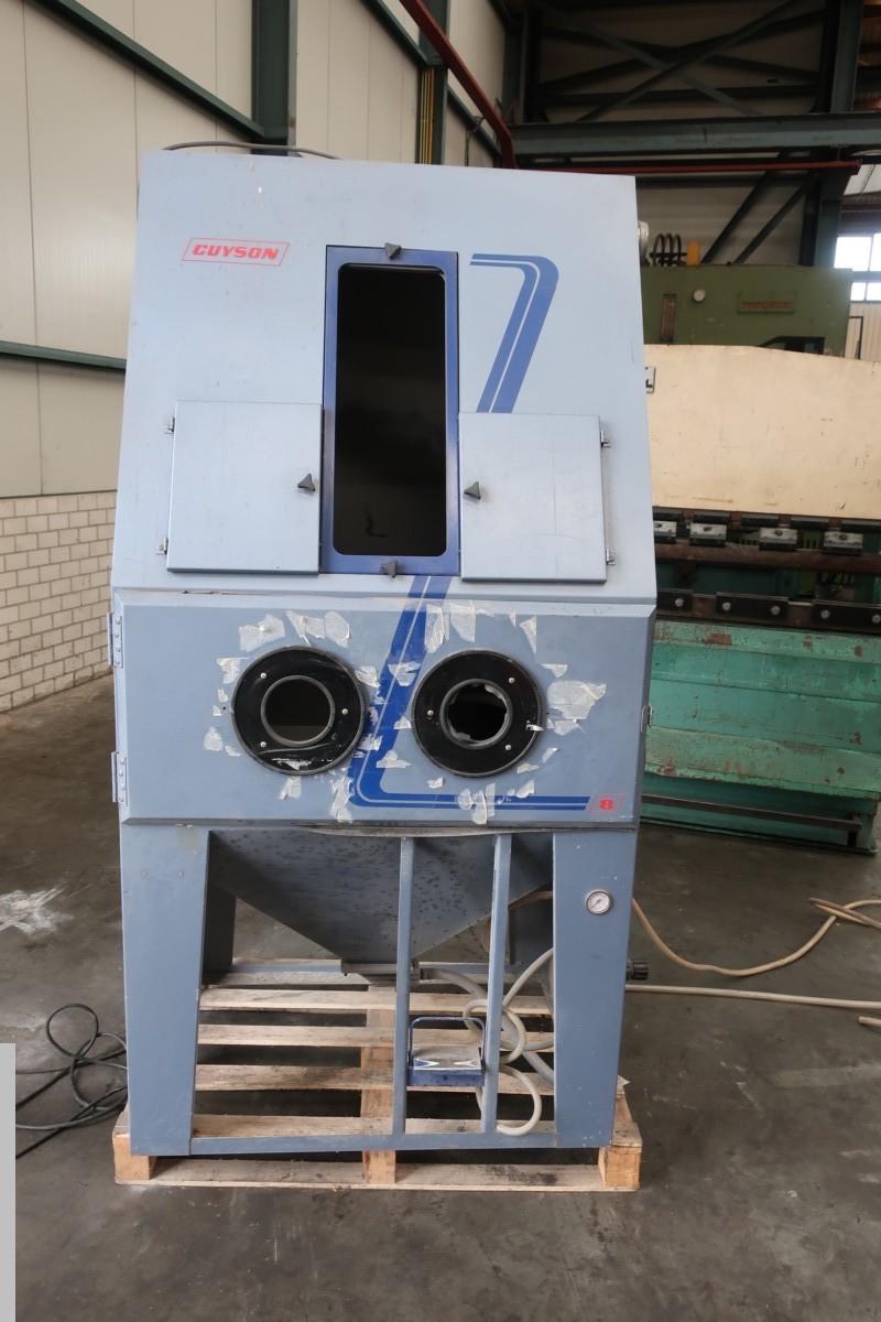 used Other attachments Sandblasting Machine Guyson GL8