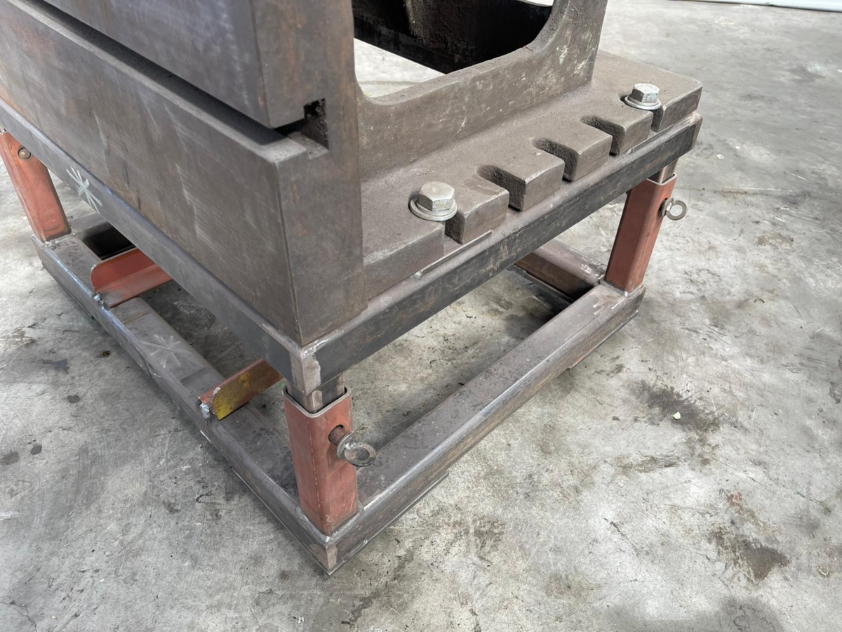 used Clamping Cube NN Drilling cube