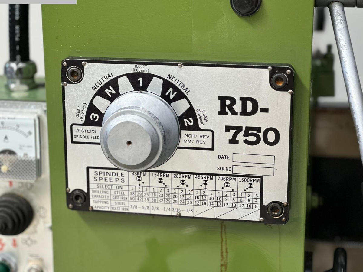 Радиально-сверлильный станок Tone Fan RD-750 б/у