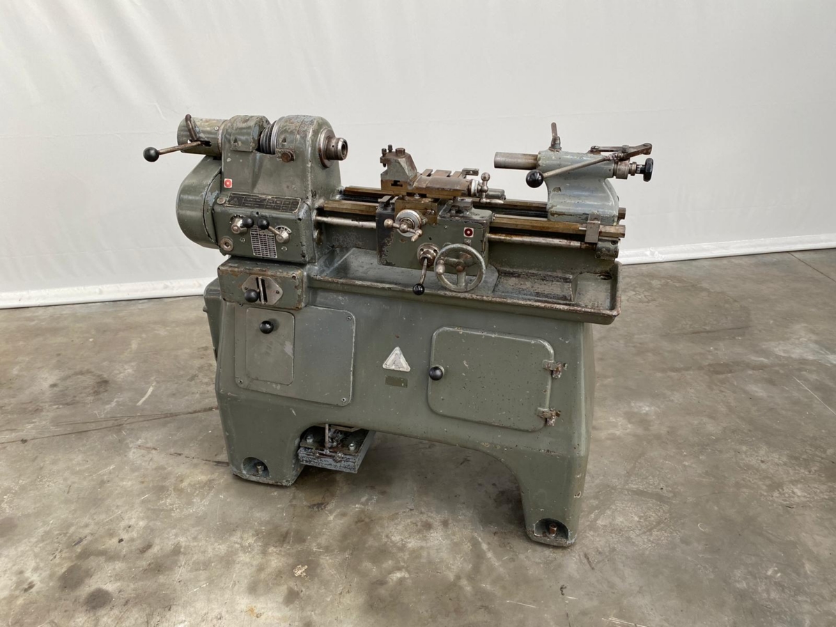 used Lathes lathe-conventional-electronic A.I. 