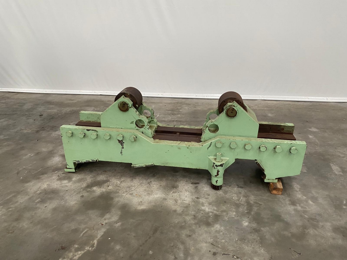 used  lathe-conventional-electronic NN Steady rest