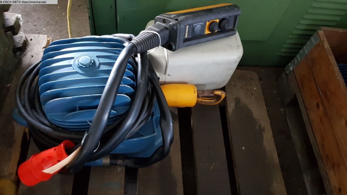 used Other Machines Chain Hoist - Electric DEMAG PK 5 N used Other Machines Chain Hoist - Electric DEMAG PK 5 N