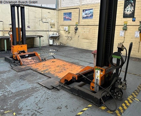 used Other attachments Lifting Platform KUMBRUCH KOMFORT
