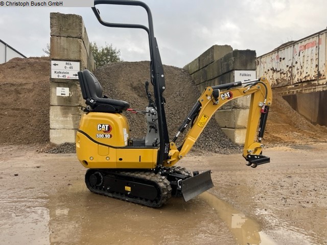 used Machines available immediately Excavator CAT 300.9D