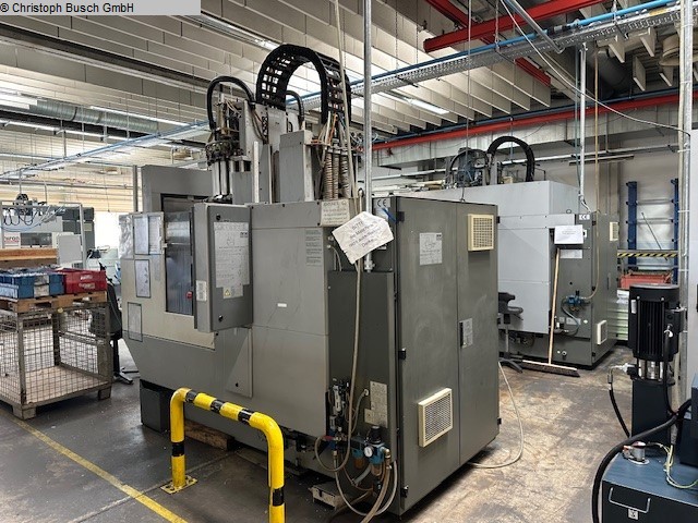 gebrauchte Metallbearbeitungsmaschinen Bearbeitungszentrum CHIRON FZ12W