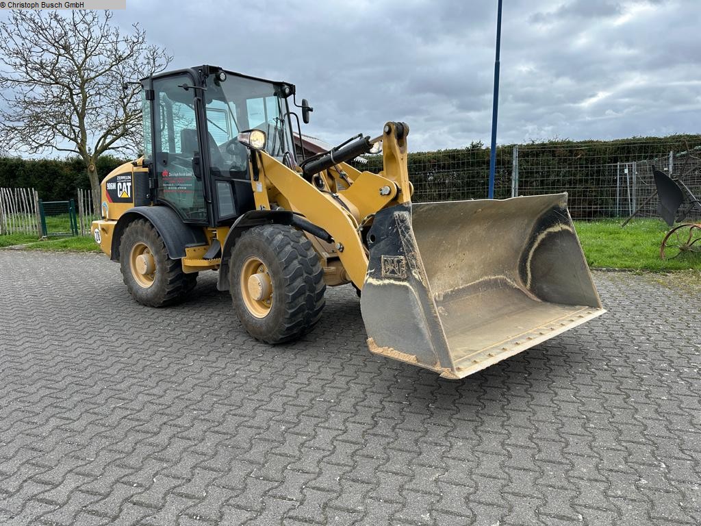 used Vehicles Tractor shovel CAT 906M