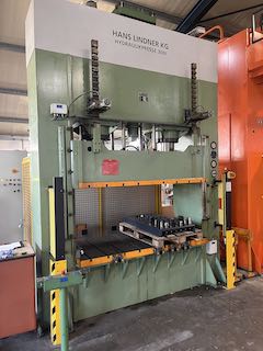 used Machines available immediately Double-Column Presse HANS LINDNER HL 300