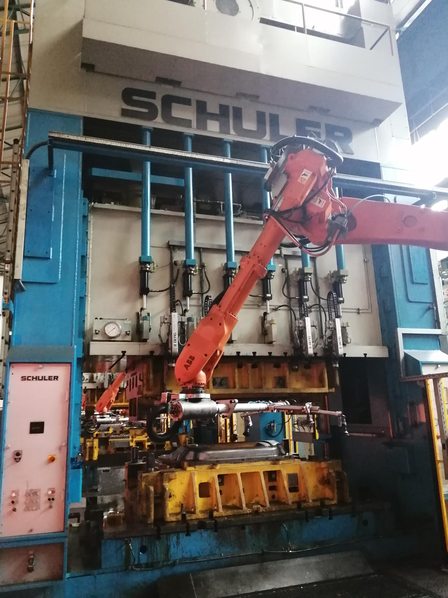 used Machines available immediately Double Column Drawing Press - Mechanical SCHULER E4-600-3.35-762