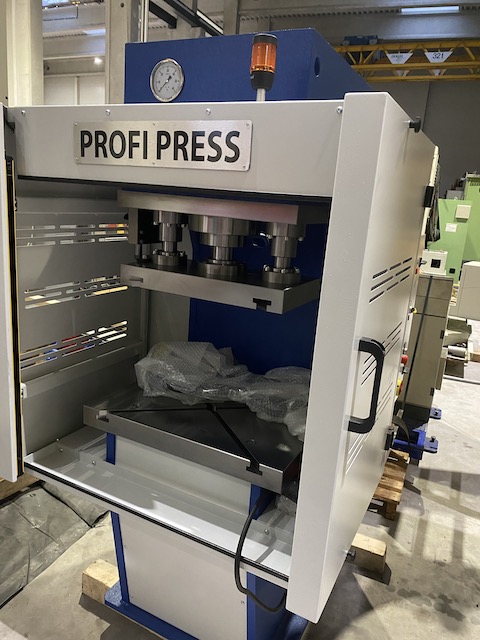 used Machines available immediately Single Column Press - Hydraulic PROFI PRESS PPCM - 50