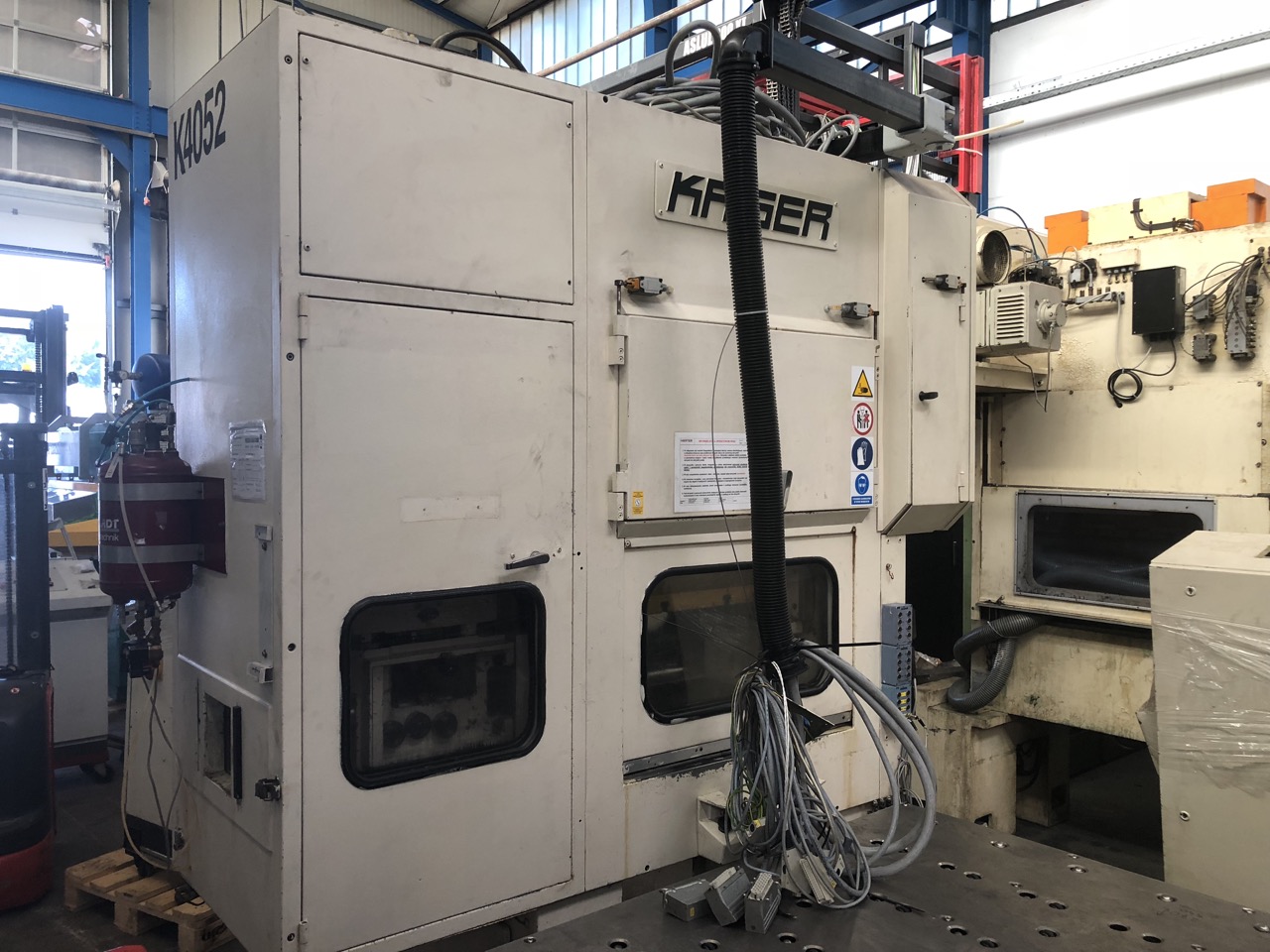 used Machines available immediately double-sided high speed press KAISER V 40 WHS