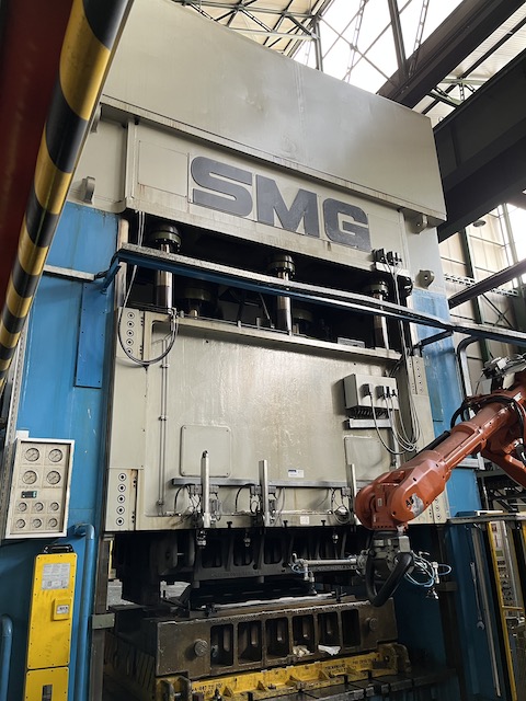 gebrauchte Maschinen sofort verfügbar Hydraulische - Doppelständerziehpresse SMG HZPU 1400/900 - 3600/2500
