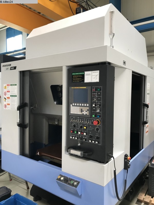 gebrauchte Bearbeitungszentrum - Vertikal DOOSAN DT 360 D gebrauchte Bearbeitungszentrum - Vertikal DOOSAN DT 360 D