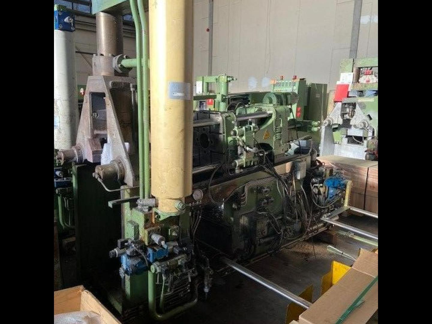 used Machines available immediately Hot-Chamber Diecasting Machine - Vertic. FRECH DAW 50