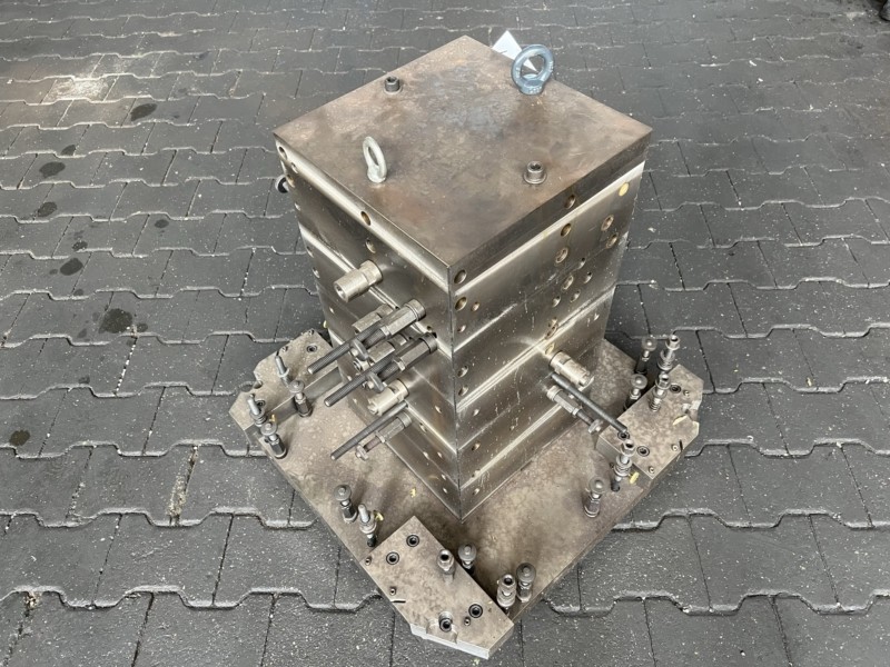 Clamping Cube