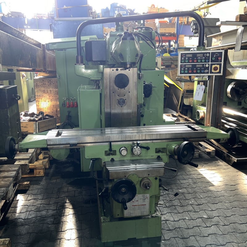 used Machines available immediately Universal Milling Machine LAGUN FCM.140