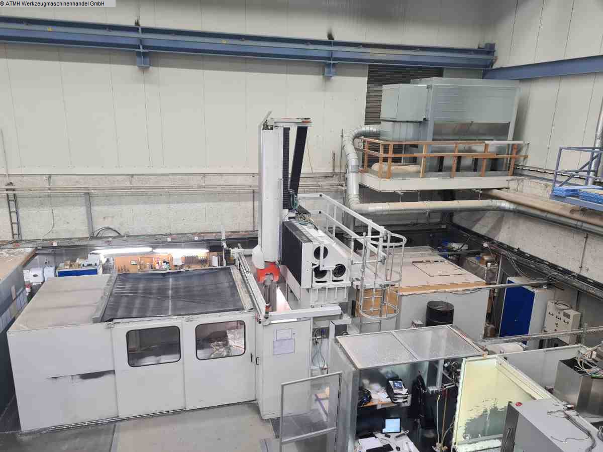 gebrauchte Maschinen sofort verfügbar Bearbeitungszentrum - Vertikal HANDTMANN UBZ NT 300 / 220 T