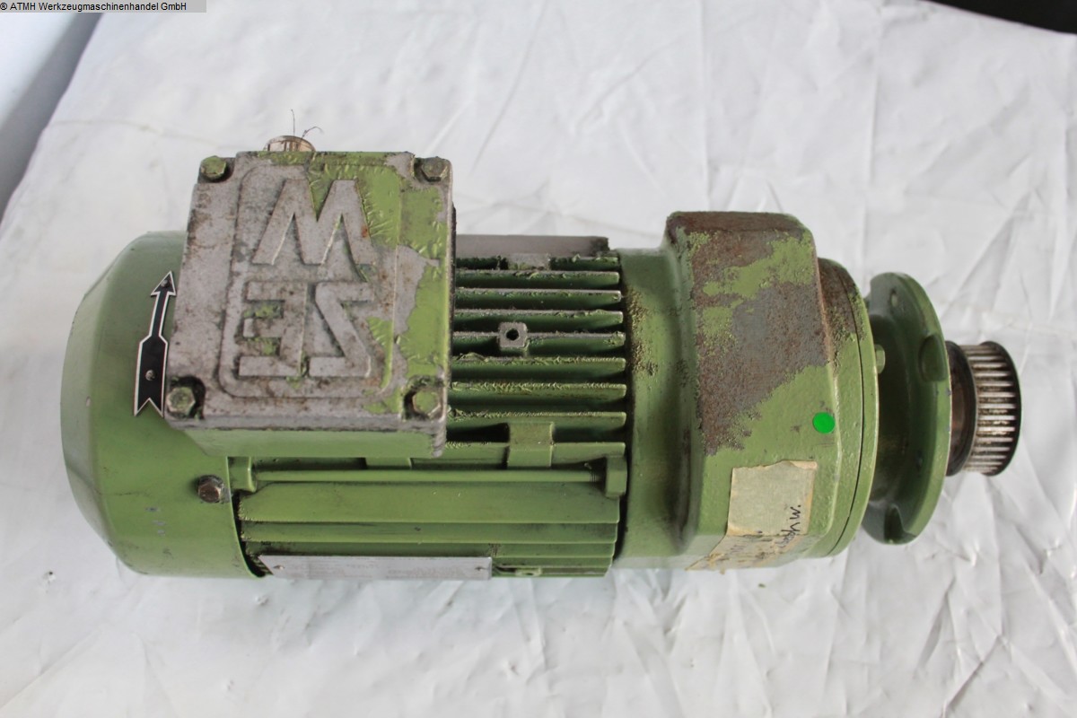 gebrauchte Maschinenzubehör Motor SEW RF32DT80K4/2