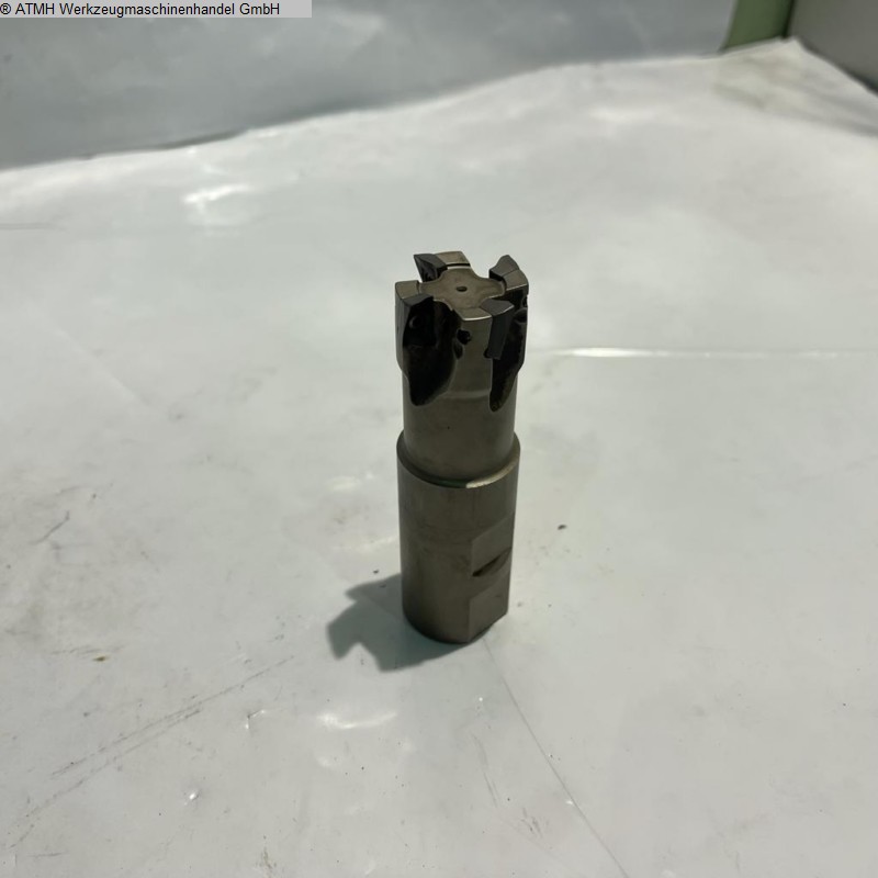 used Metal Processing End mill WALTER 32mm