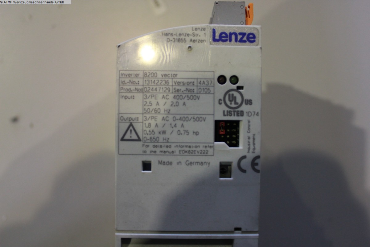 б/в Електроніка / Привідна техніка LENZE 8200 Vector Frequenzumrichter