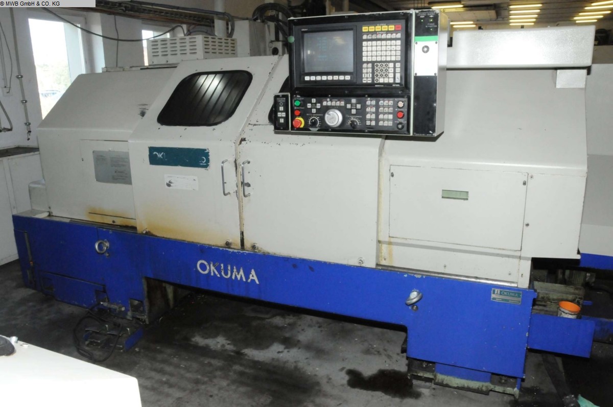 Tornio CNC usato OKUMA LB 25