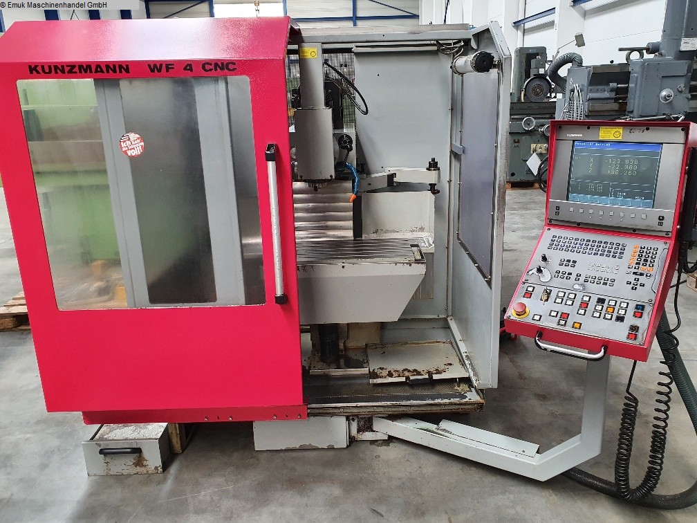 Universal Milling Machine