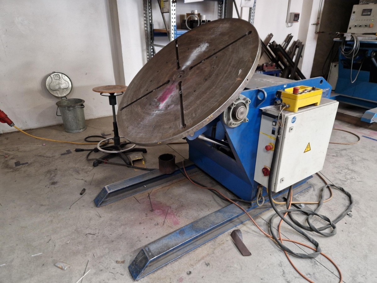 used Machines available immediately Rotary Welding Table - Round Surface MÜLLER MO-DT 2000