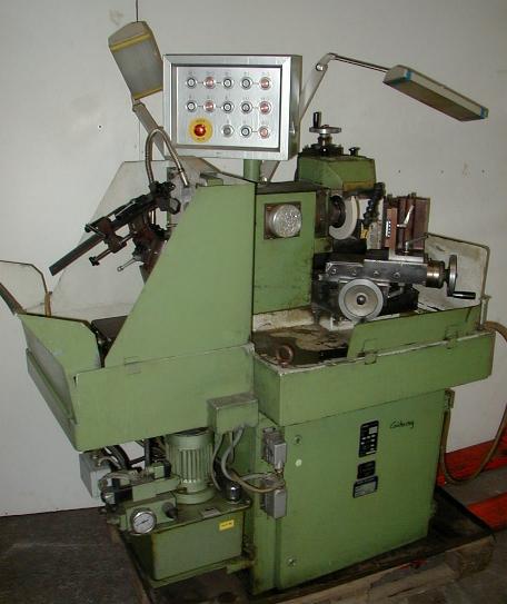 gebrauchte Maschinen sofort verfügbar Werkzeugschleifmaschine - Universal GÜHRING SB 416