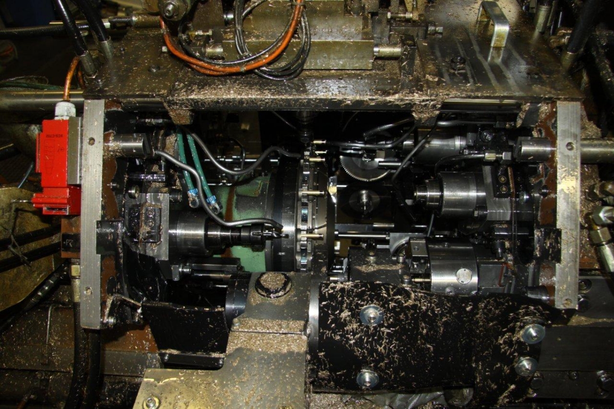 Máquina rotativa indexadora usada PFIFFNER Hydromat VM-16
