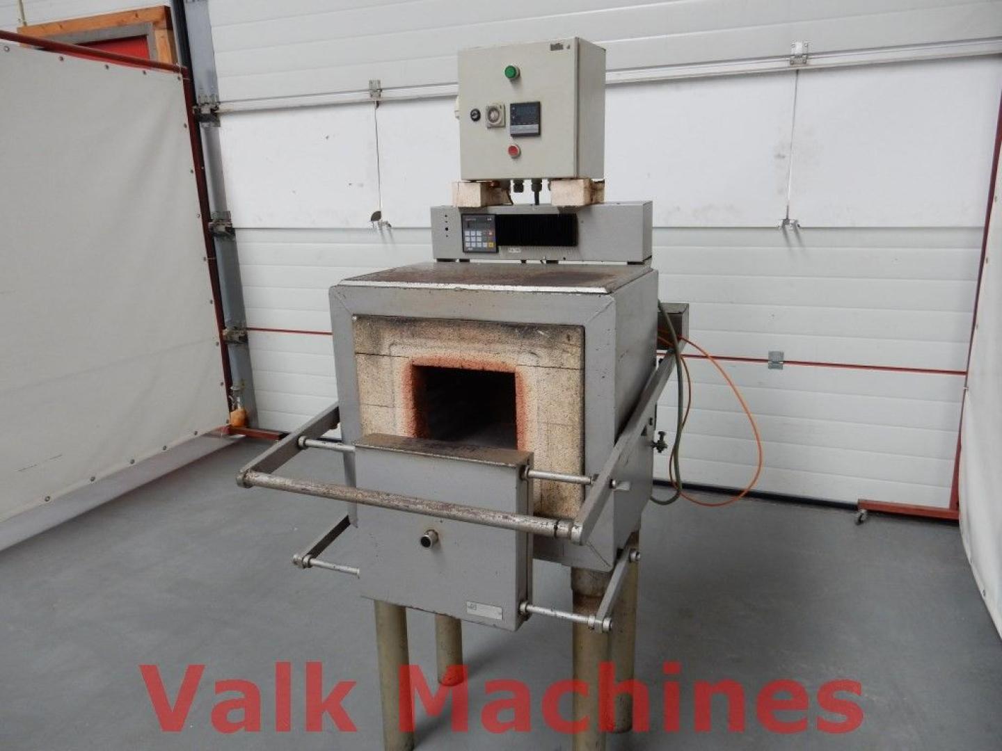 used Machines available immediately Hardening Furnace Nabertherm 45SH