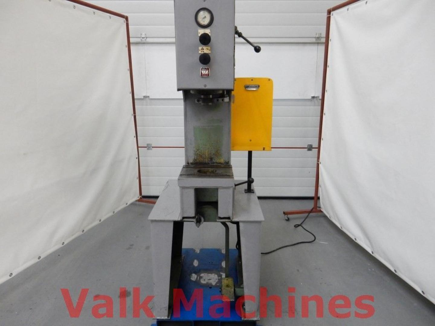 used Machines available immediately Straightening Press - Single Column WMW PYTE 3,15