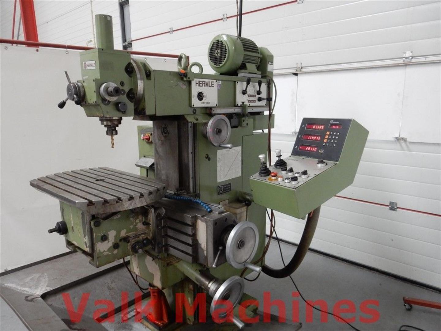 used Machines available immediately Universal Milling Machine HERMLE UWF801