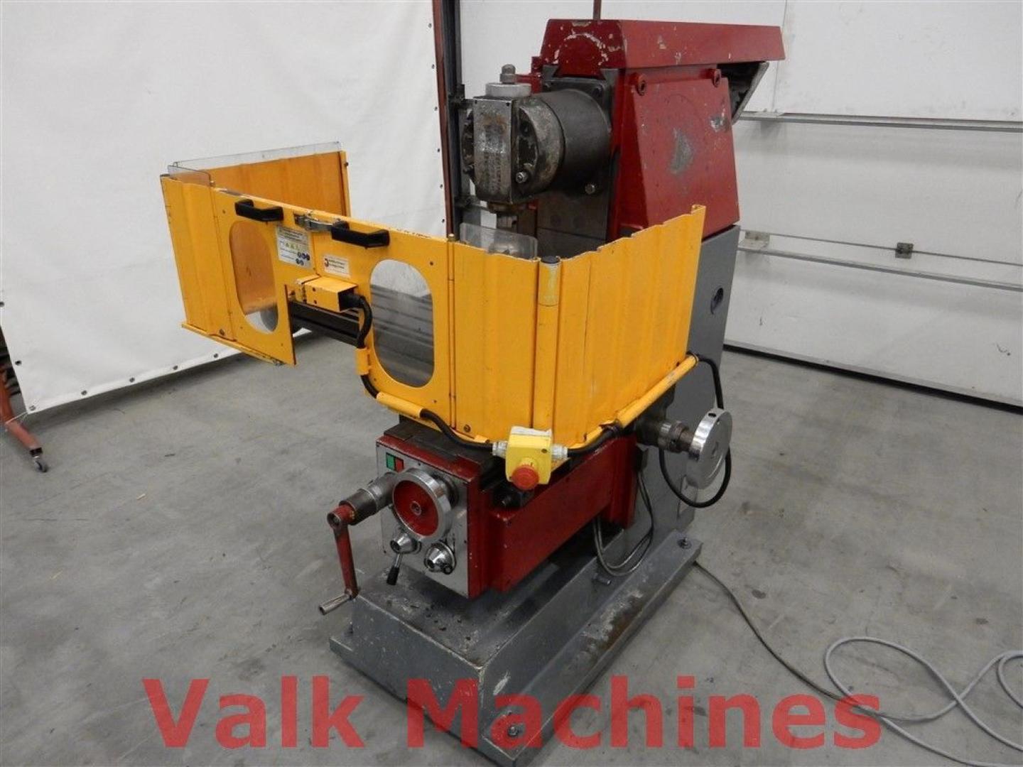 used Metal Processing Tool Room Milling Machine - Universal Viking 3MA