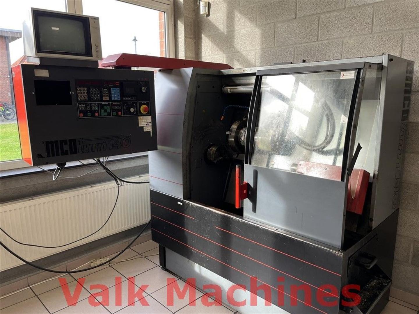 gebrauchte Metallbearbeitungsmaschinen CNC Drehmaschine EMCO Turn 140