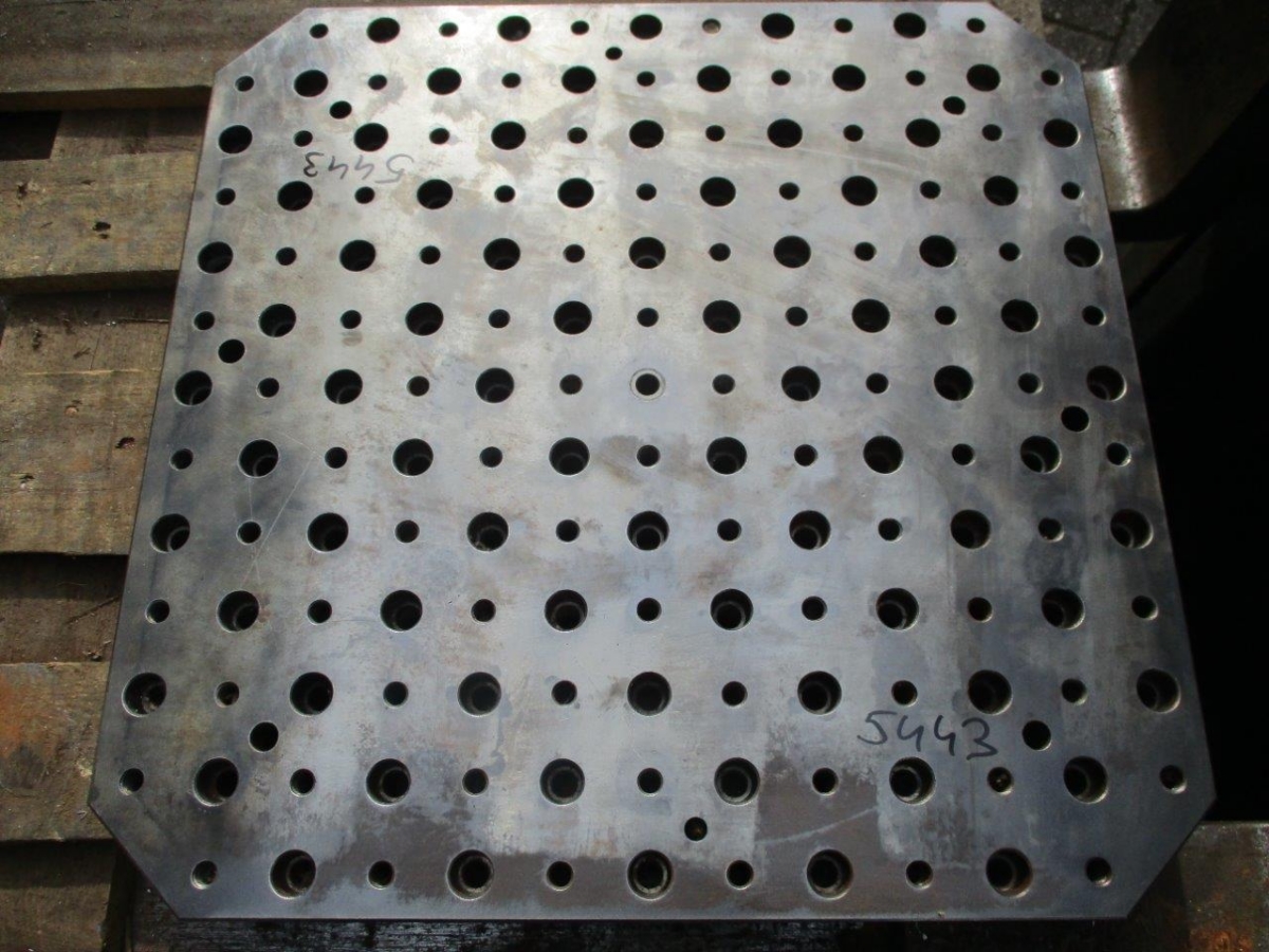 used Other accessories for machine tools bolster plate UNBEKANNT -