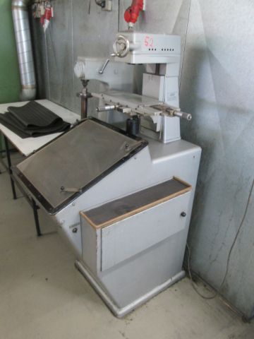 used Machines available immediately Profile projector WERTH Record 72