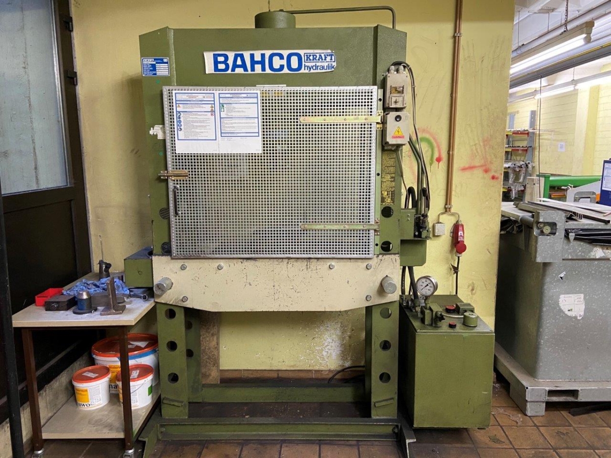 used Machines available immediately Tryout Press - hydraulic OMCN / BAHCO 164 / R