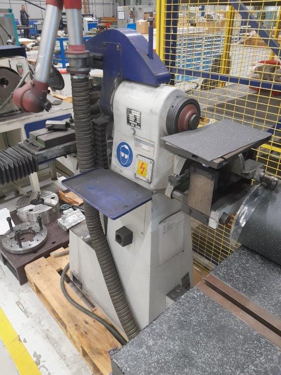 used Metal Processing Tool and Cutter Grinder SIMON L 15