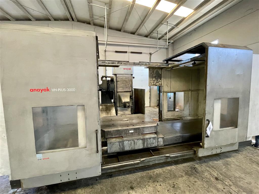 used Machines available immediately Bed Type Milling Machine - Universal Anayak VH Plus 3000 MG
