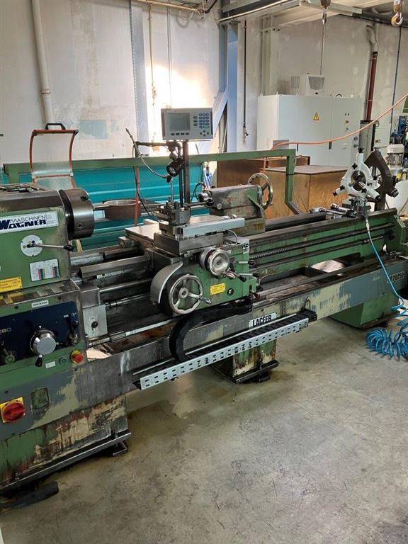 used Machines available immediately Center Lathe LACFER CR 2E-250