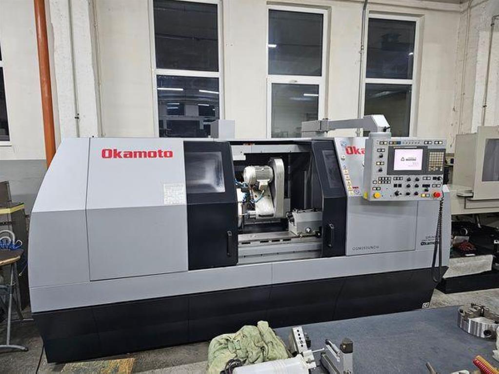 gebrauchte Maschinen sofort verfügbar Rundschleifmaschine - Universal Okamoto OMG 350UN CNC