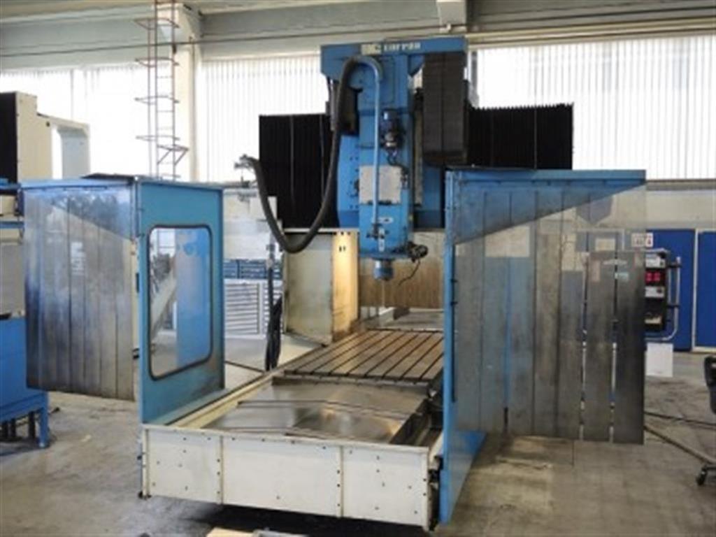 gebrauchte Metallbearbeitungsmaschinen Portalfräsmaschine CORREA FP30/30